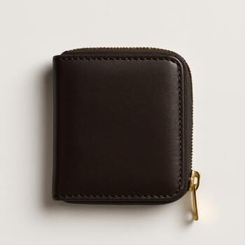 Kompakt fermuarlı cüzdan — minimal düzen