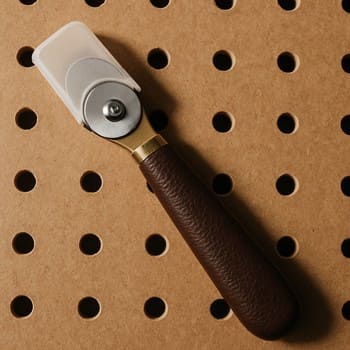 Kesim bıçağı — güvenli kapaklı